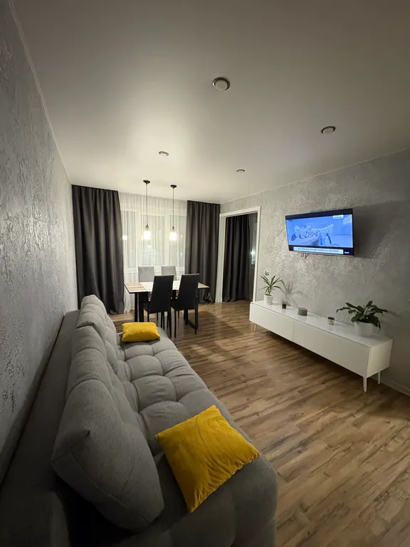 Уютная квартира с видом на озеро