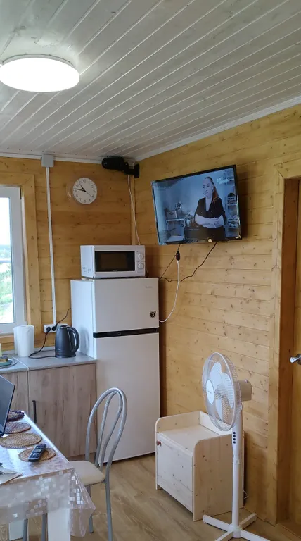 Небольшой дом на острове