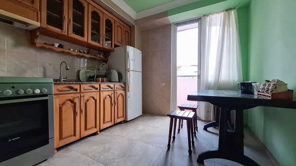 Море через дорогу