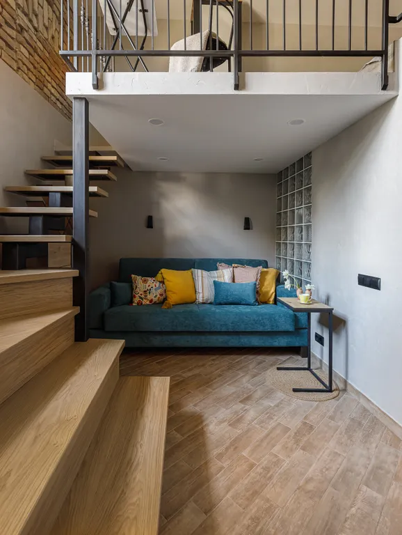 Уютная двухуровневая квартира с сауной в центре города