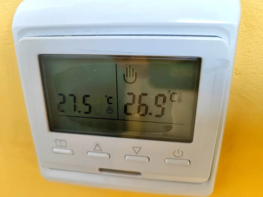 Уютная квартира для четырех человек в спальном районе