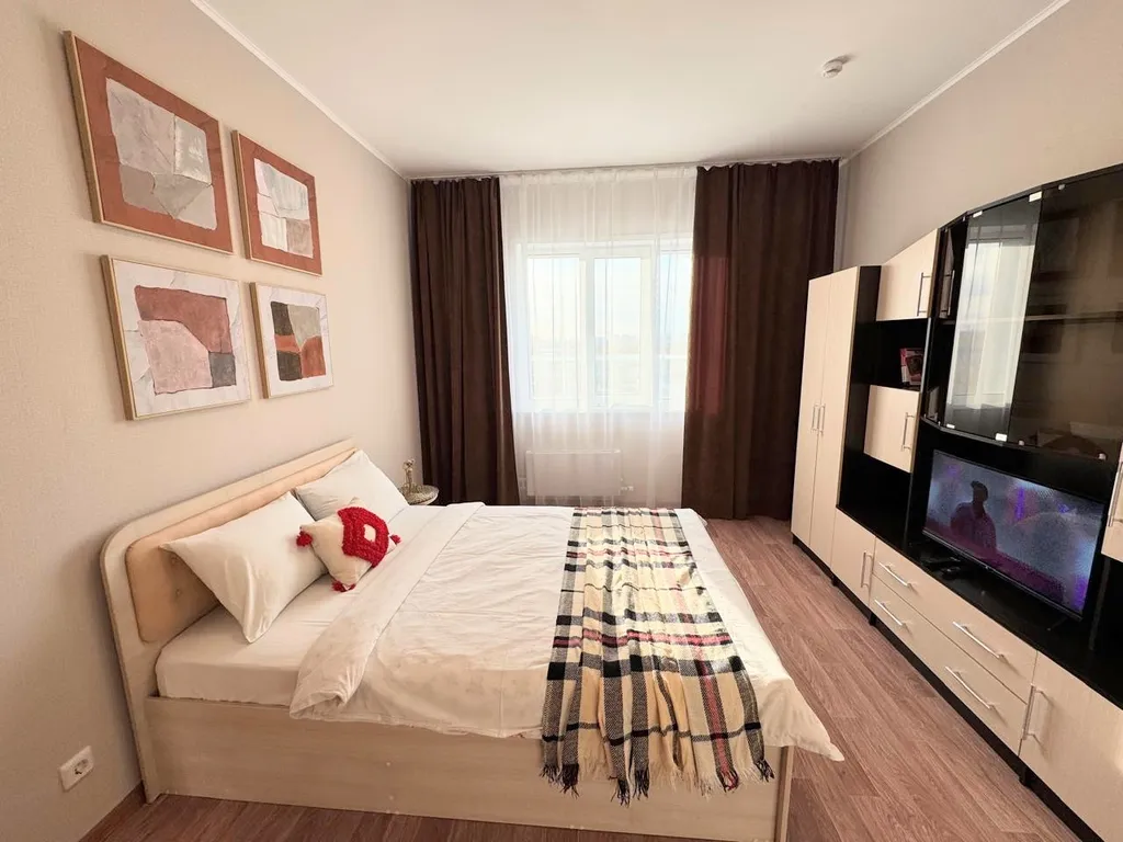 Уютная квартира — аренда посуточно в Сургут