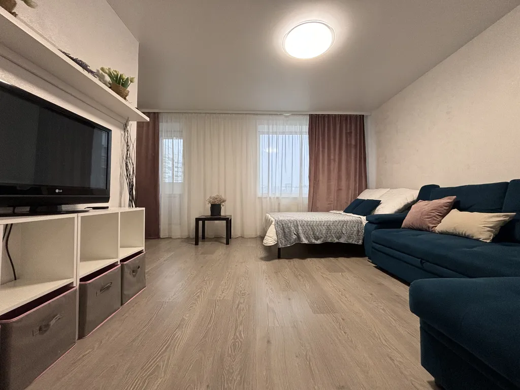 Стильная и уютная 2-к. квартира в спальном районе от Город 18