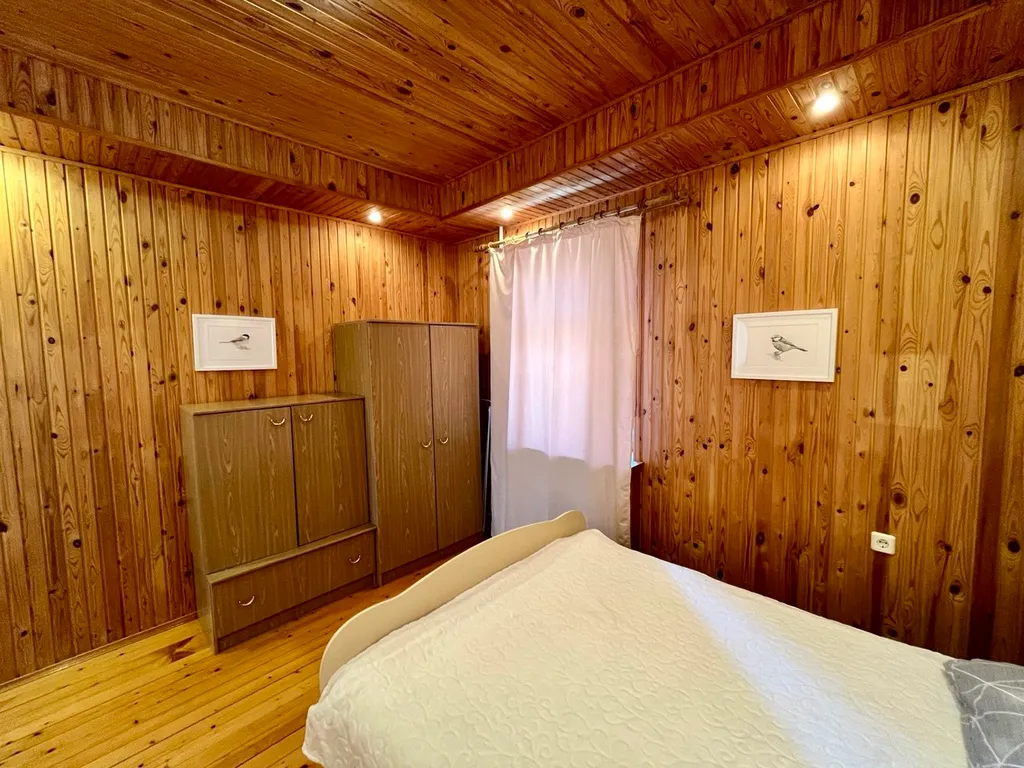 Уютный дом с камином