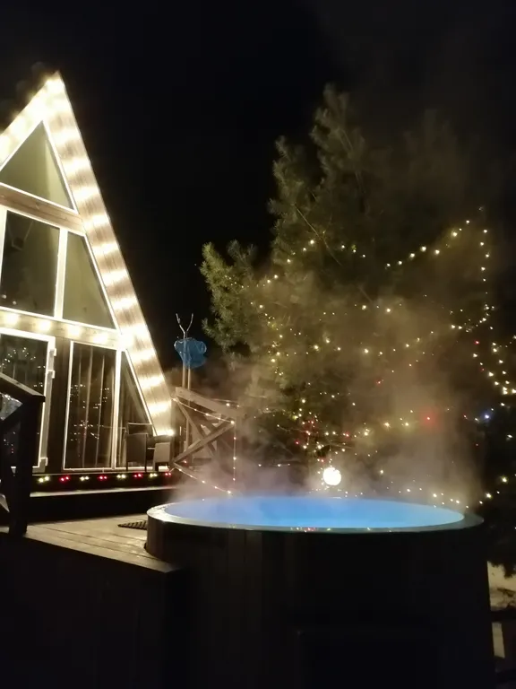 Романтический отдых в доме на границе с лесом