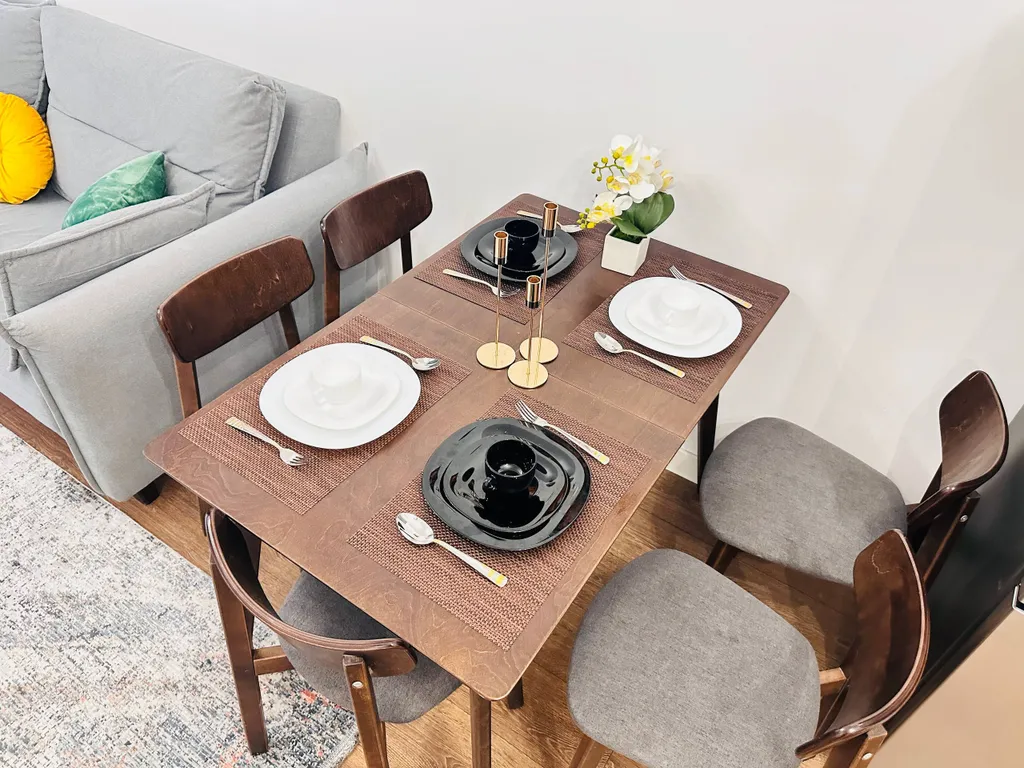 3-комнатные апартаменты для 6 чел в центре рядом с ТРЦ Мега