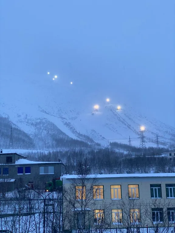 Уютная квартира с видом на горы и склон