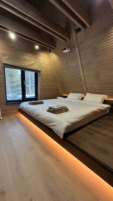 Уютный дом у подножья горы Белая