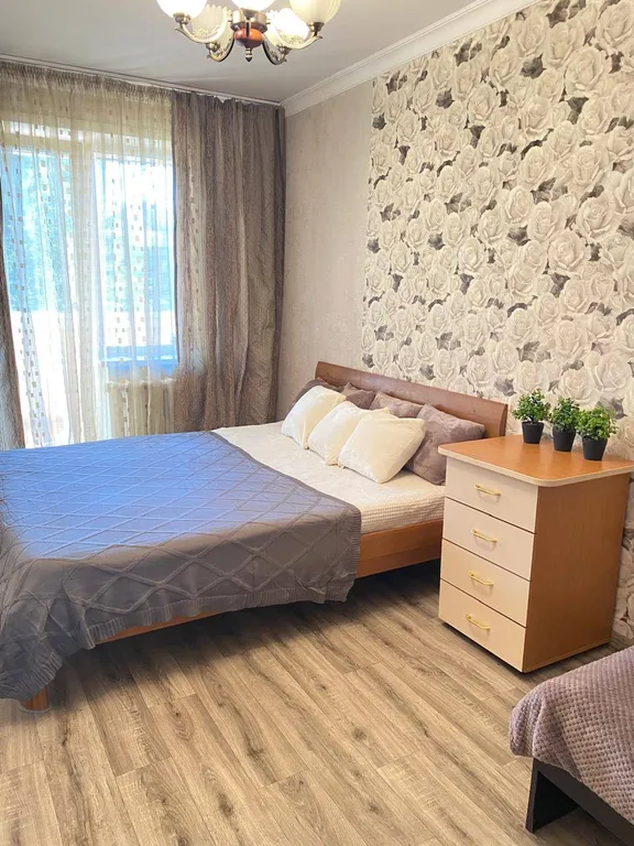 3-к просторная квартира на Ленина — аренда посуточно в Кемерово