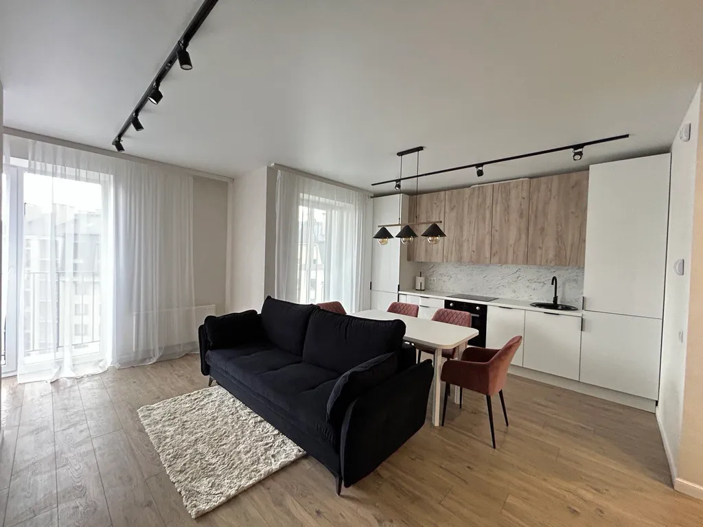 2х-уровневая уютная современная квартира в центре