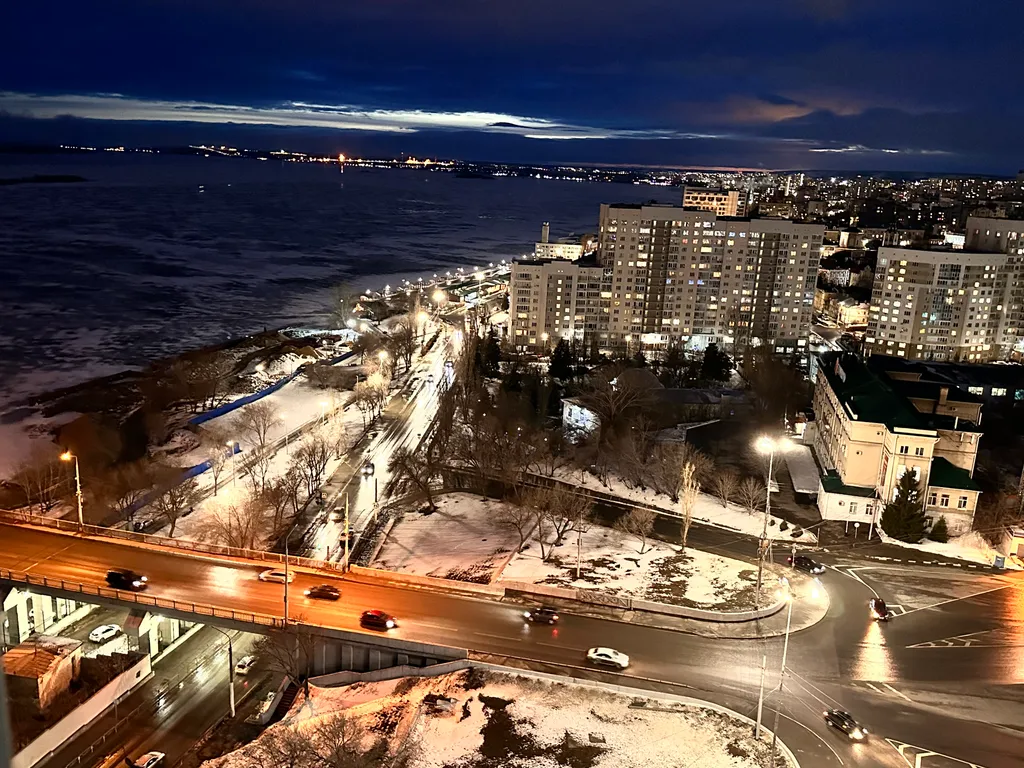 Уютная квартира на набережной Волги у моста