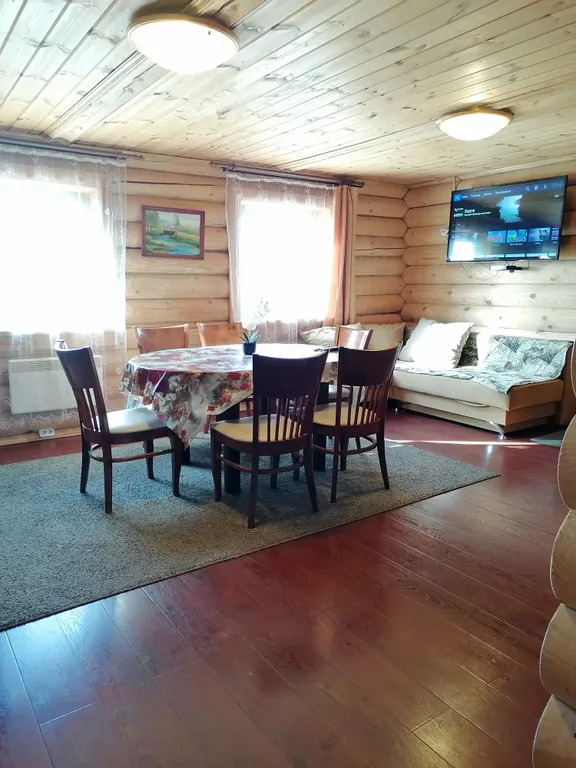 Дом с видом на озеро