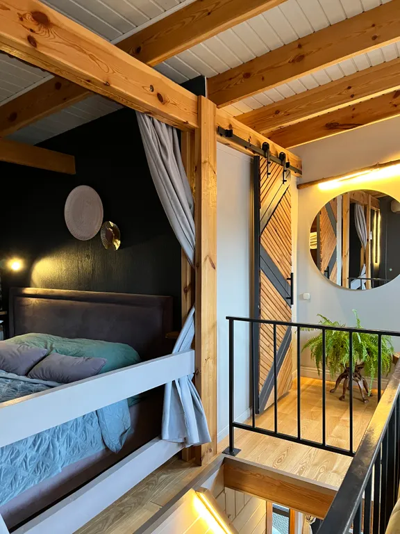 Уединенный эко-дом с видом на горы