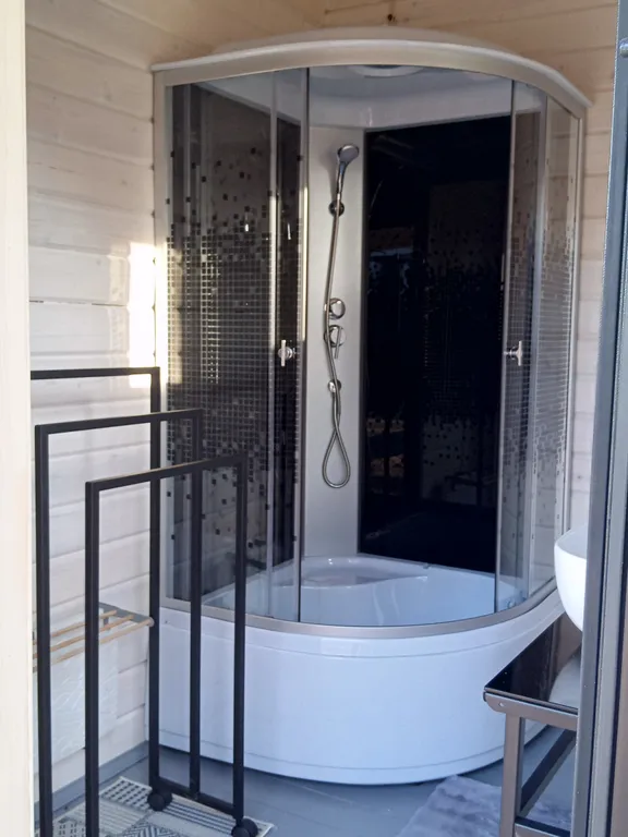 Коттедж Мини домик для двоих — Лодейное Поле