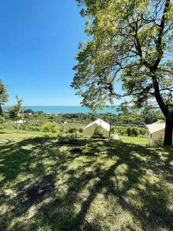 Глэмпинг с видом на море