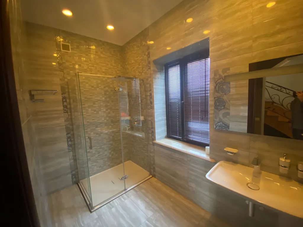 5-комнатный Дом