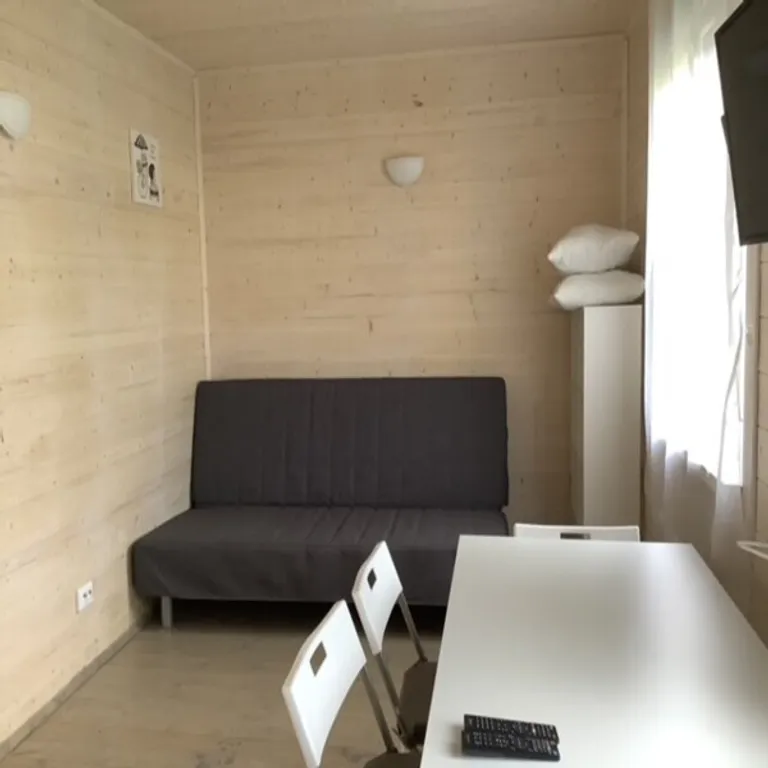 Домик на берегу