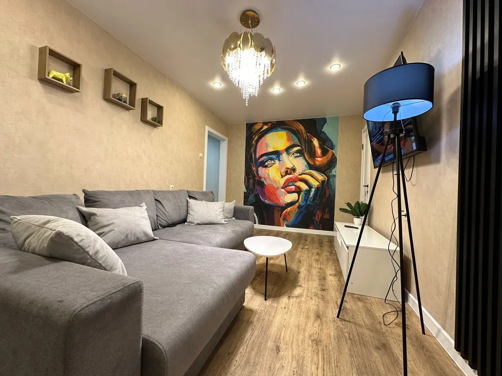 Современная квартира с ремонтом на НЛМК