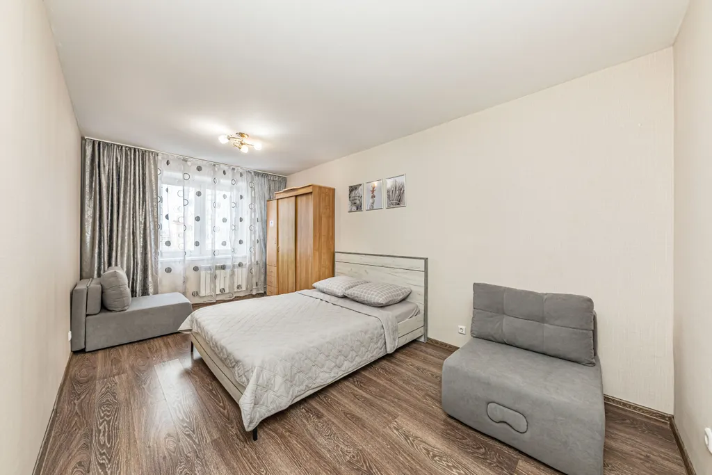 Просторная квартира для 14 гостей (10 раздельных спальных мест)