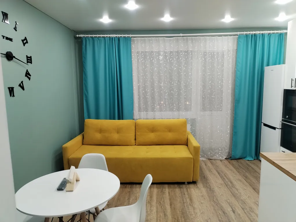 Уютная студия с дизайнерским ремонтом