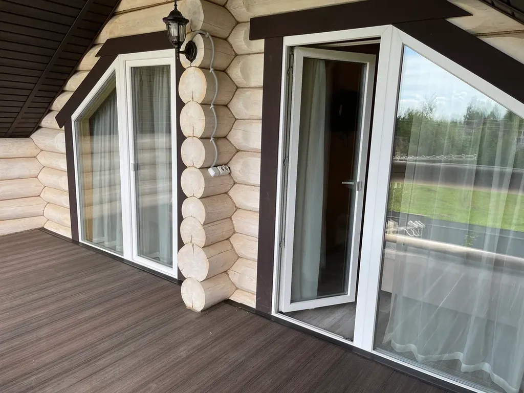 Частный деревянный дом в Подмосковье с баней на дровах