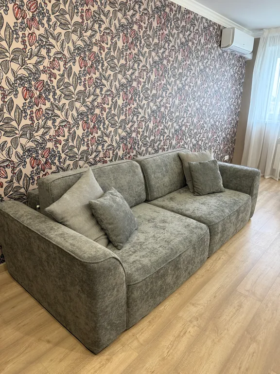 Просторная большая квартира в спальном районе