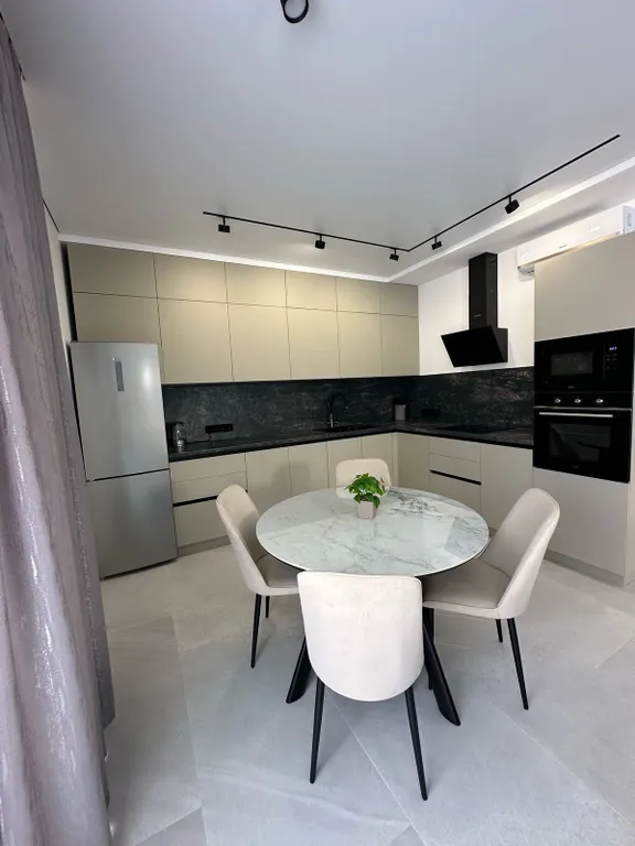 Дом с дизайнерским ремонтом