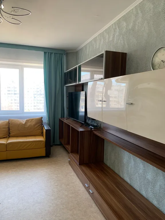 Большая трёхкомнатная квартира рядом с зоопарком