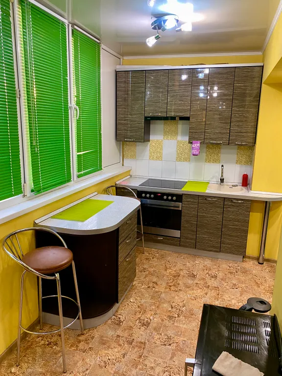 Уютная квартира в спальном районе — аренда посуточно в Астрахань