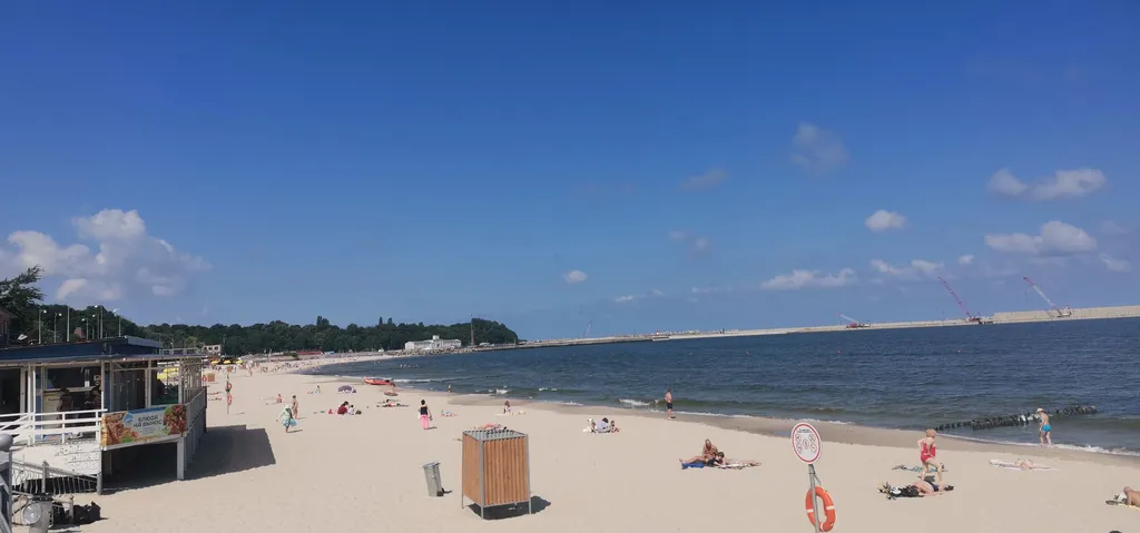 Уютная и светлая квартира на побережье