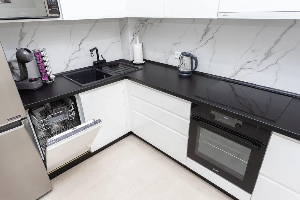 2-х комнатные просторные апартаменты с прекрасным видом на море