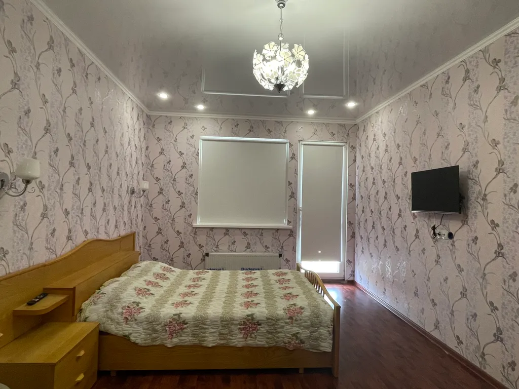 Дом возле Кипарисового озера