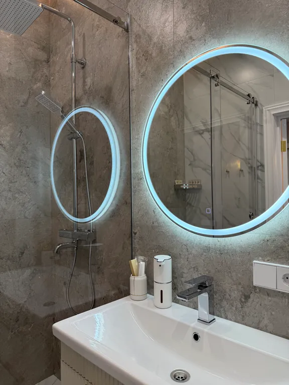 Апартаменты В Изумрудном Городе с дизайнерским ремонтом