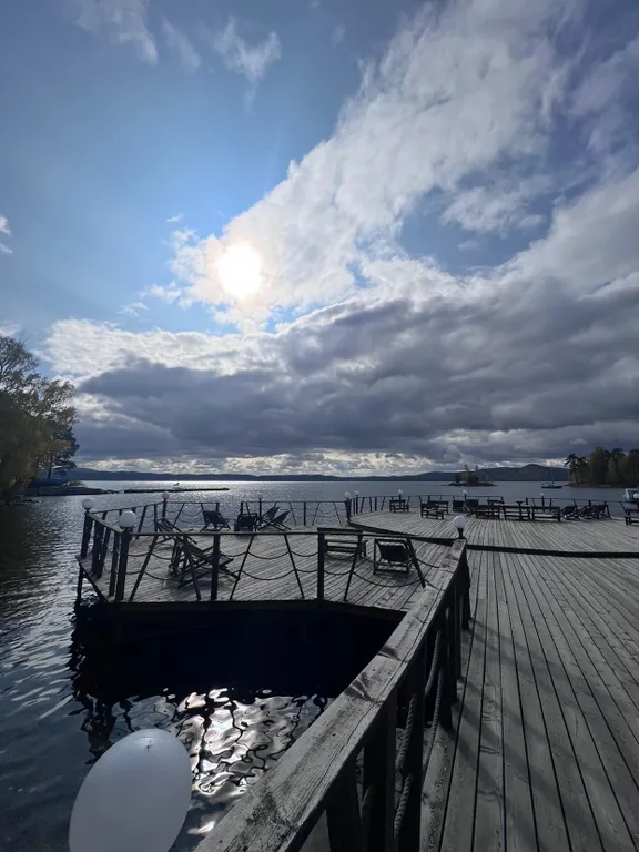 Золотой пляж с видом на Тургояк