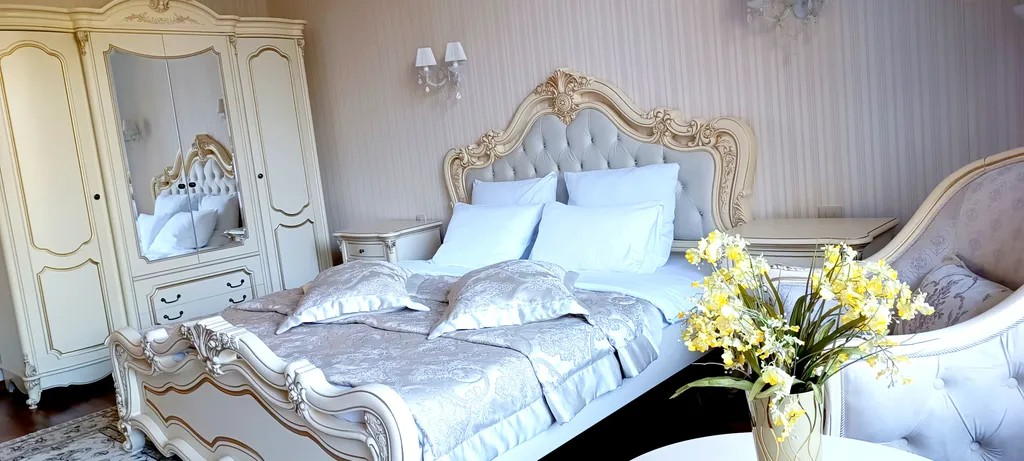 Роскошная квартира Классика у моря с видом на парк — аренда посуточно в Алушта