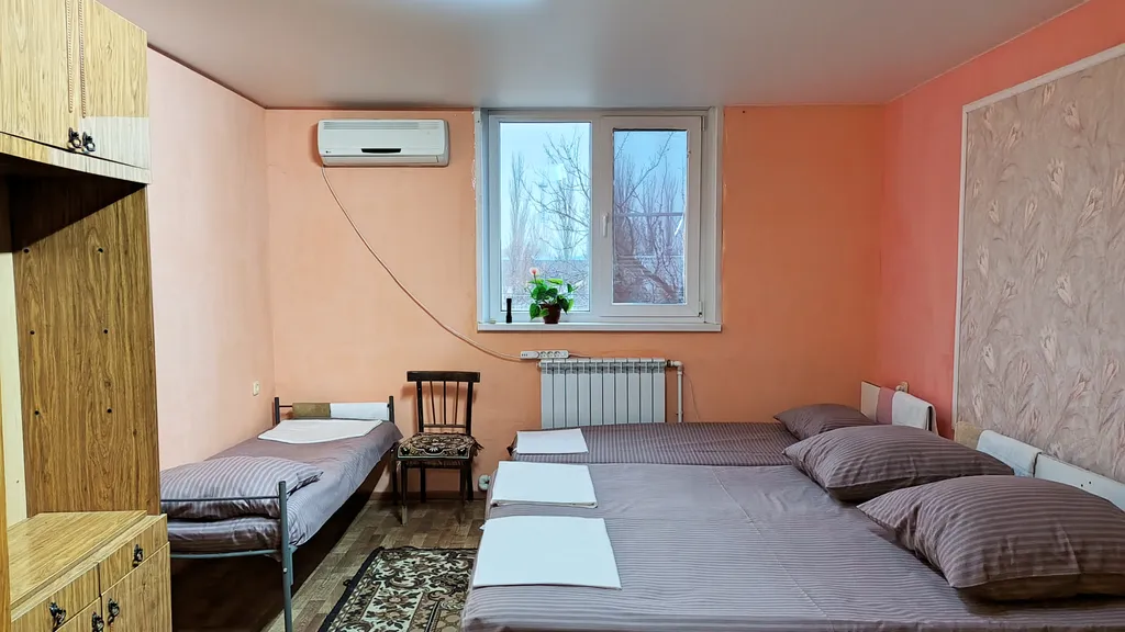 Квартира Номер-4х. Крутая, лестница - спортивной молодёжи. Парк Лога близко — аренда посуточно в Каменск-Шахтинский