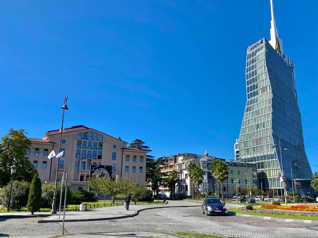 Шикарные апартаменты на берегу моря, Porta Batumi Tower