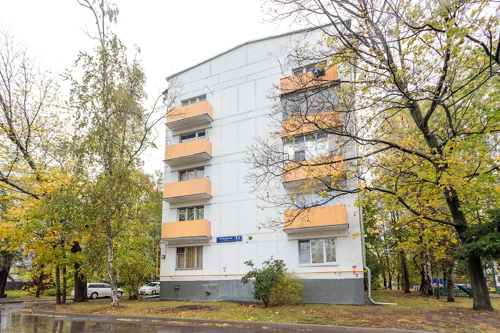Квартира Чистая квартира эконом-класса в 10 минутах от метро и парка Царицыно — Москва