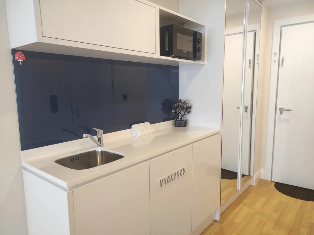 Солнечные апартаменты на берегу моря