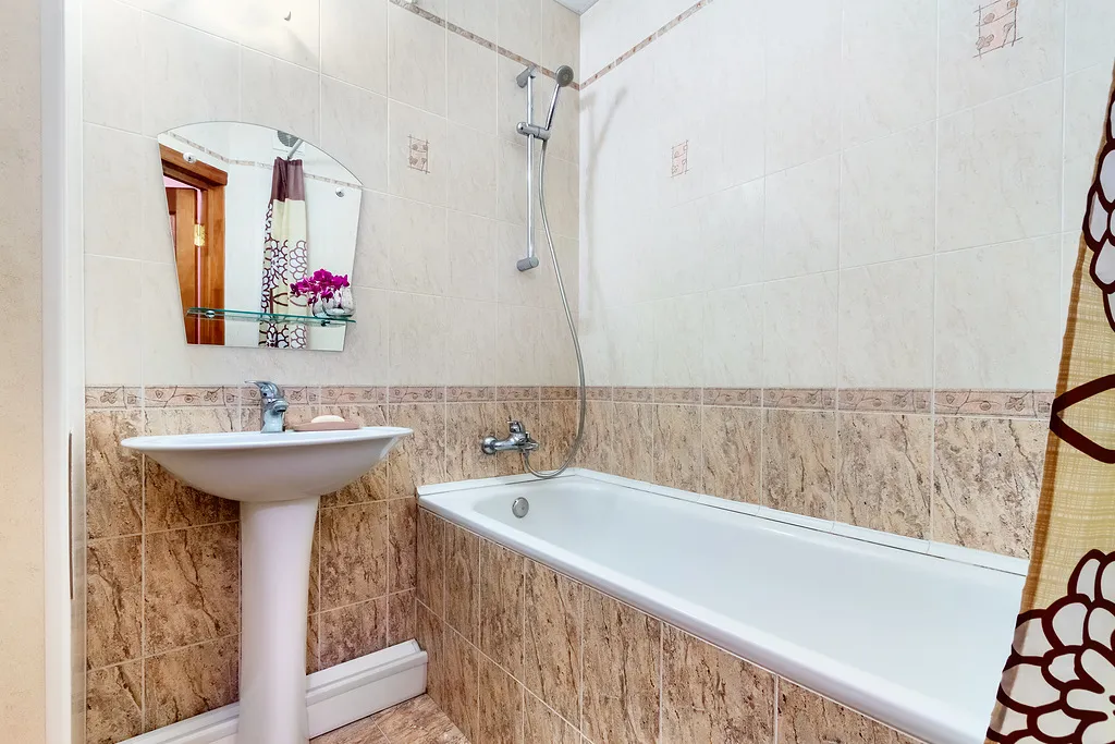 Двухкомнатная квартира рядом с областной больницей