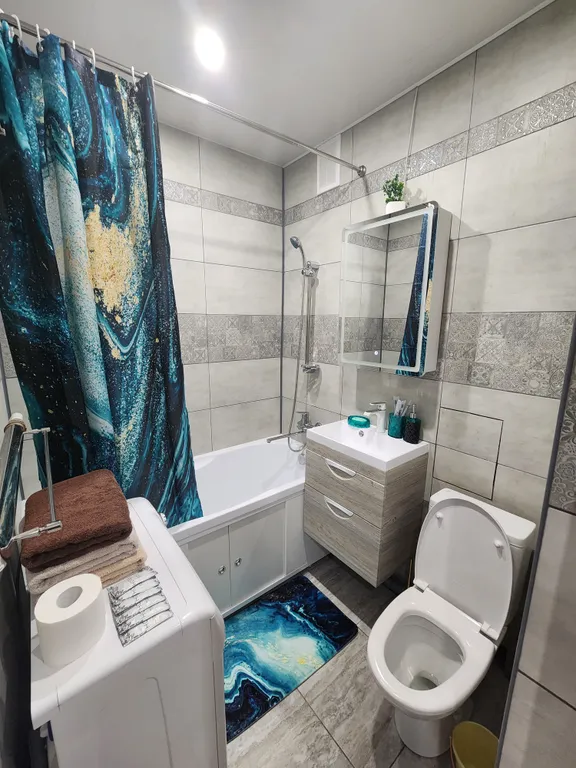 Двухкомнатная квартира в центре с евроремонтом