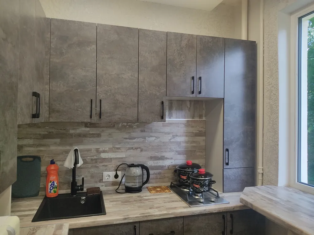 Двухкомнатная квартира с новым современным ремонтом