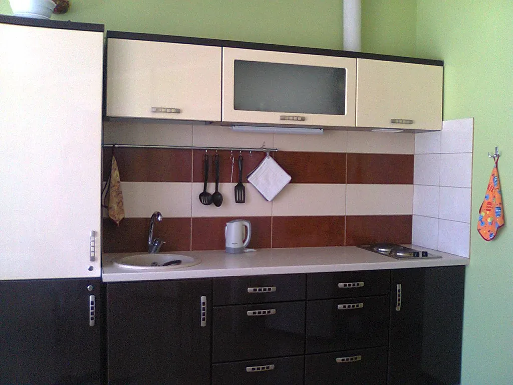 Отдельный дом под ключ с автостоянкой, без животных