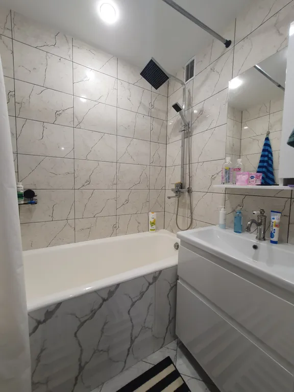 3х комнатная квартира, недалеко от центра. Свежий ремонт