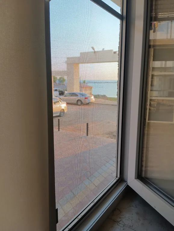 Студия на первой береговой линии