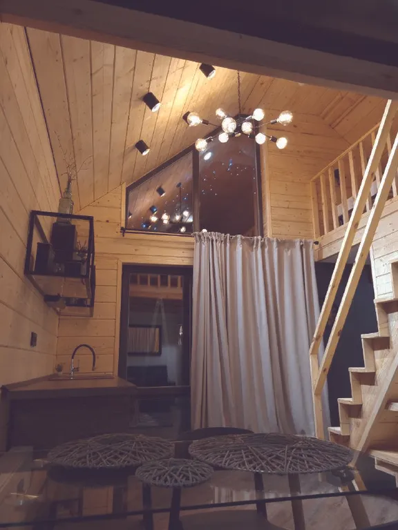 Улучшенный коттедж с видом на горы