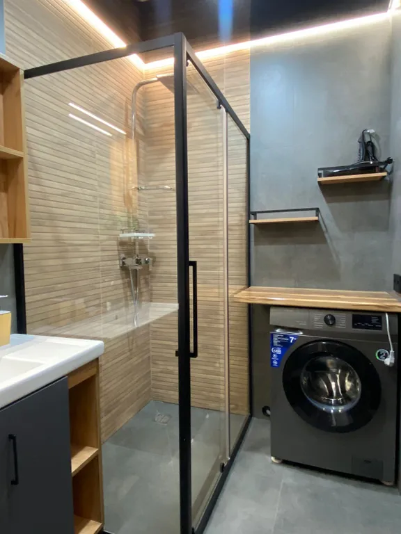 Квартира 3-комнатная Квартира — Тихвин