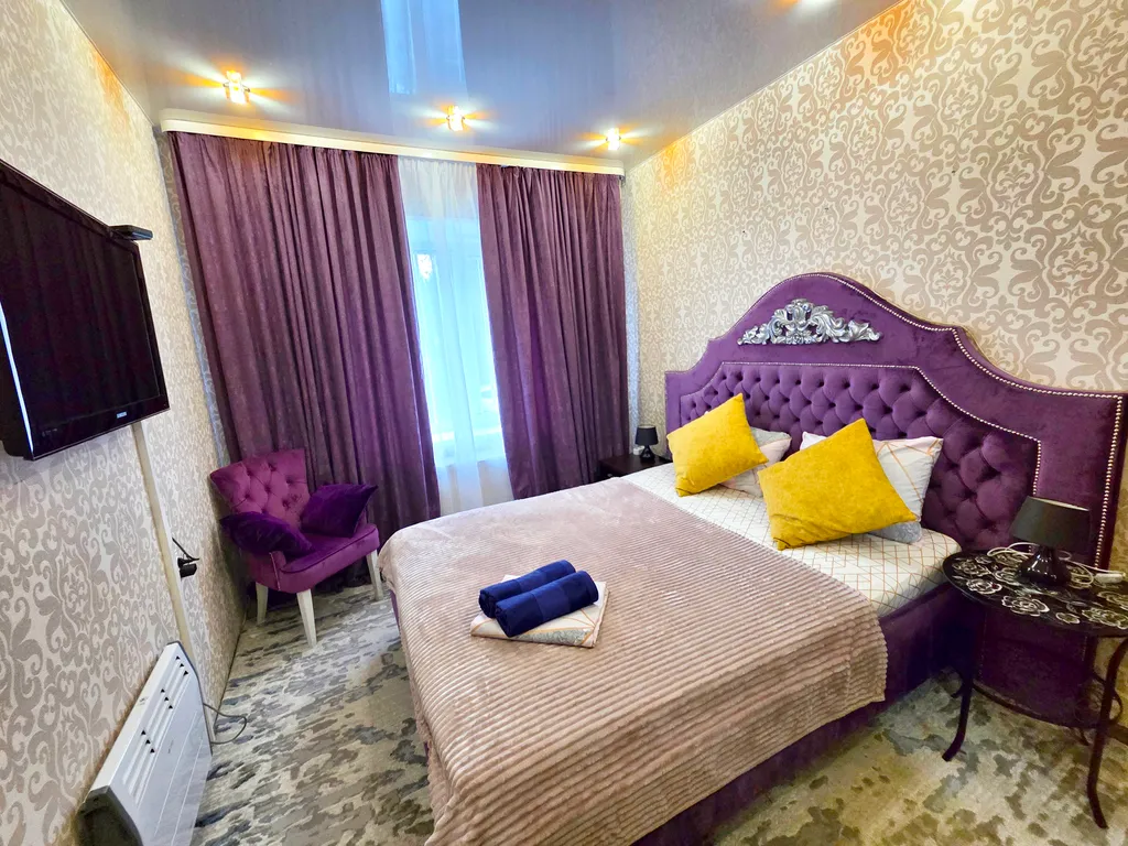 4-комнатная Квартира — аренда посуточно в Сургут