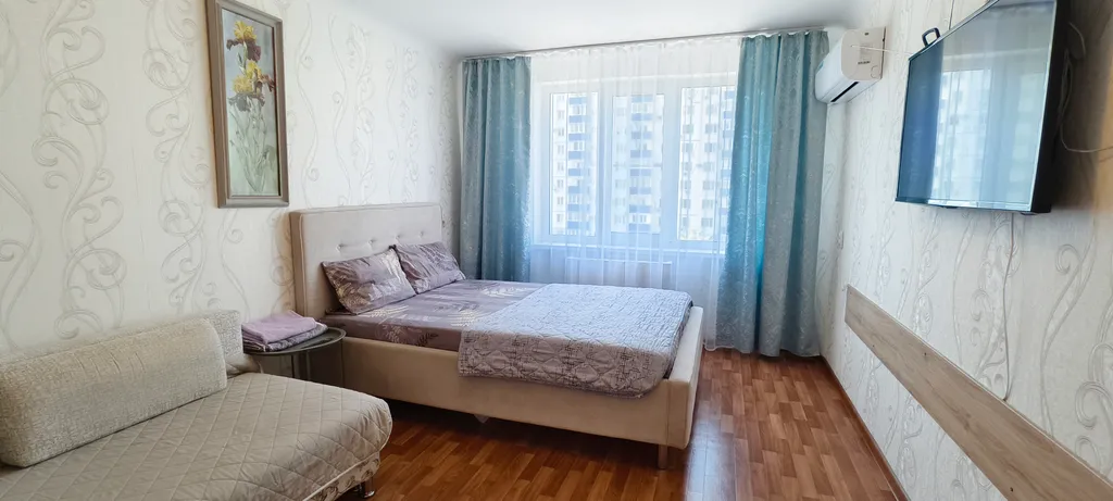 Квартира у мед центра имени Шумакова — аренда посуточно в Волжский