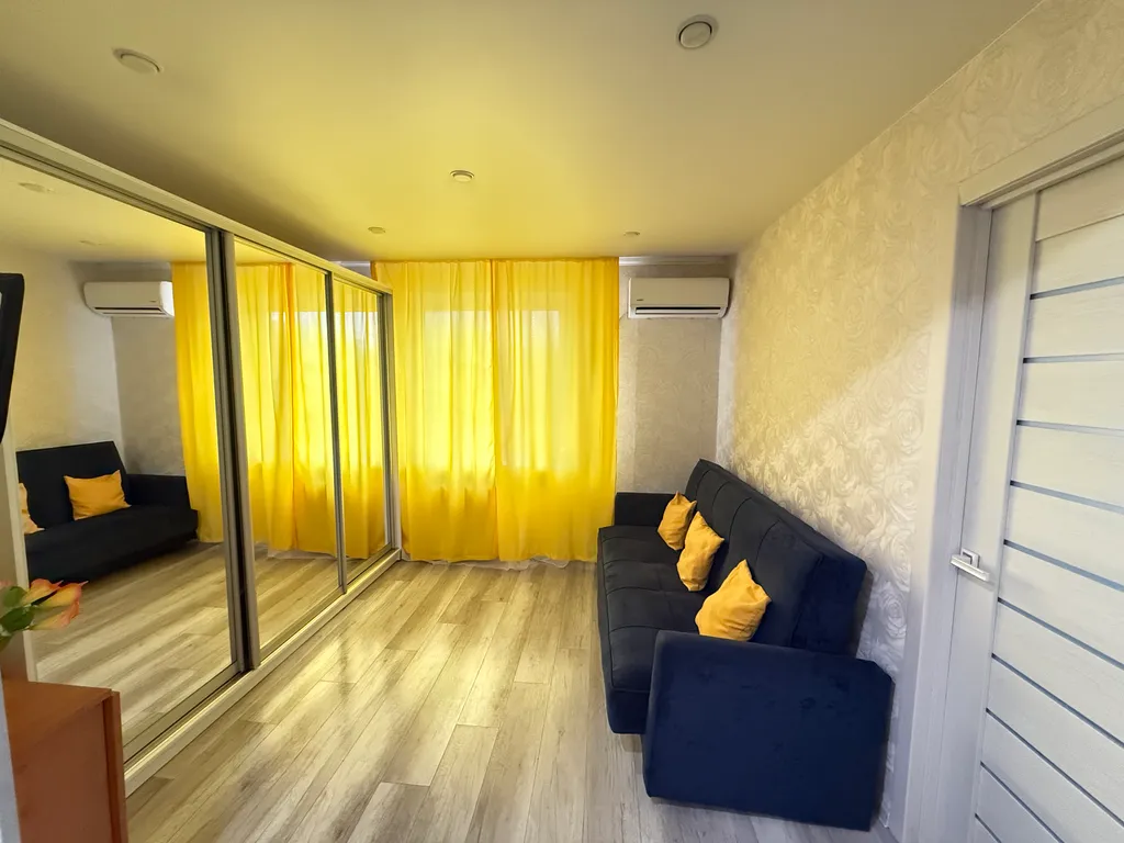 Комфортная двухкомнатная квартира